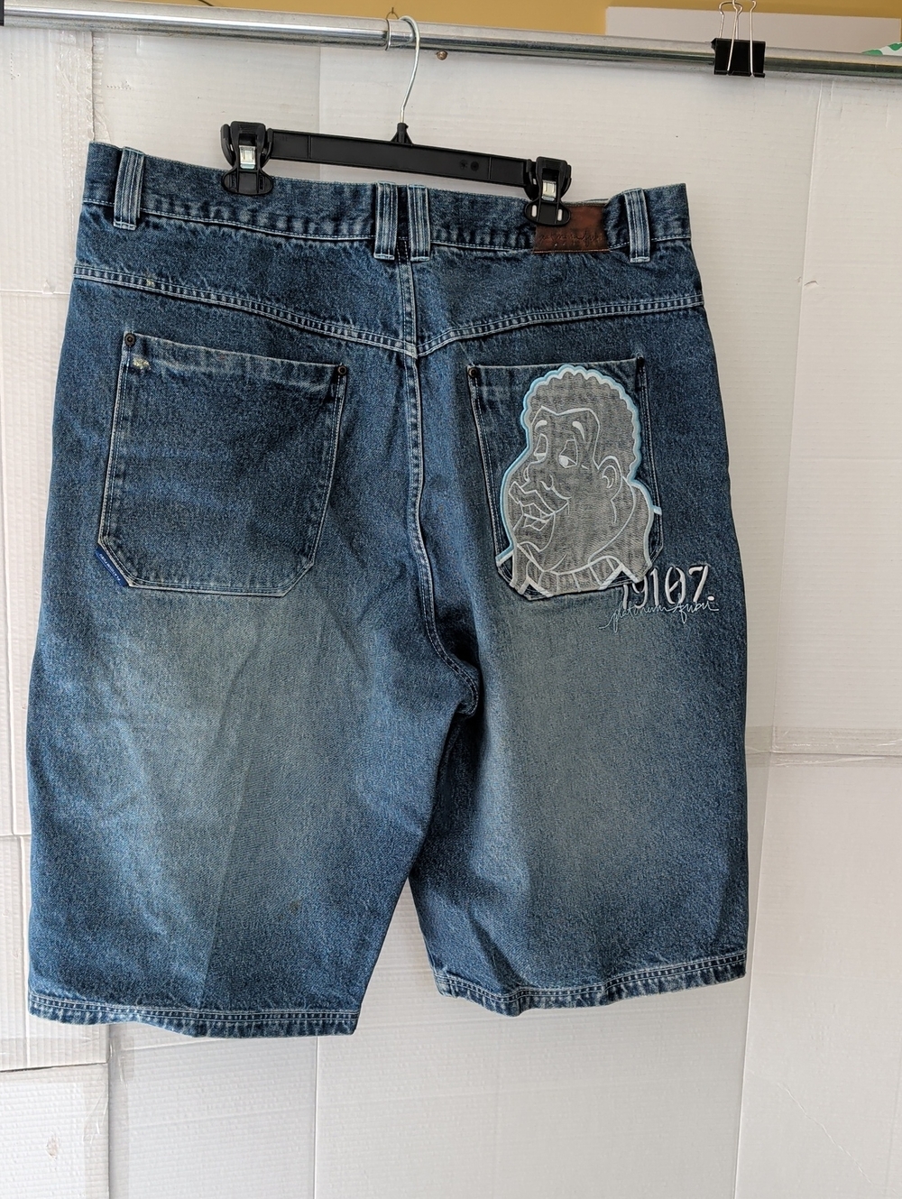 Platinum Fubu Men Blue Denim Shorts Graphic Pocket SZ 44 Y2K Streetwear Unique